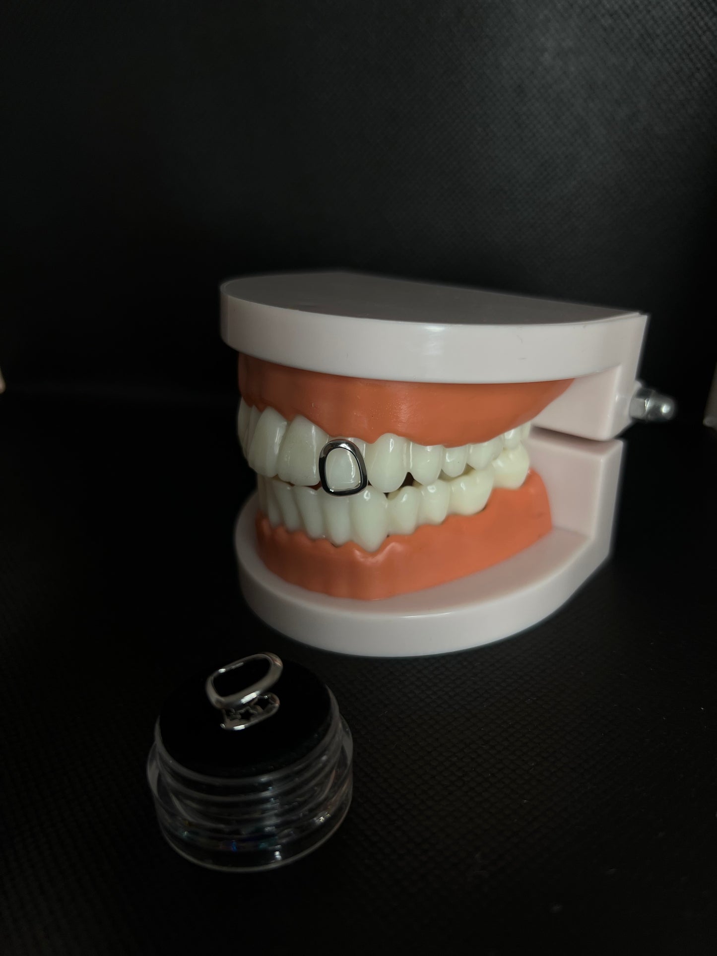 Silver cap grillz
