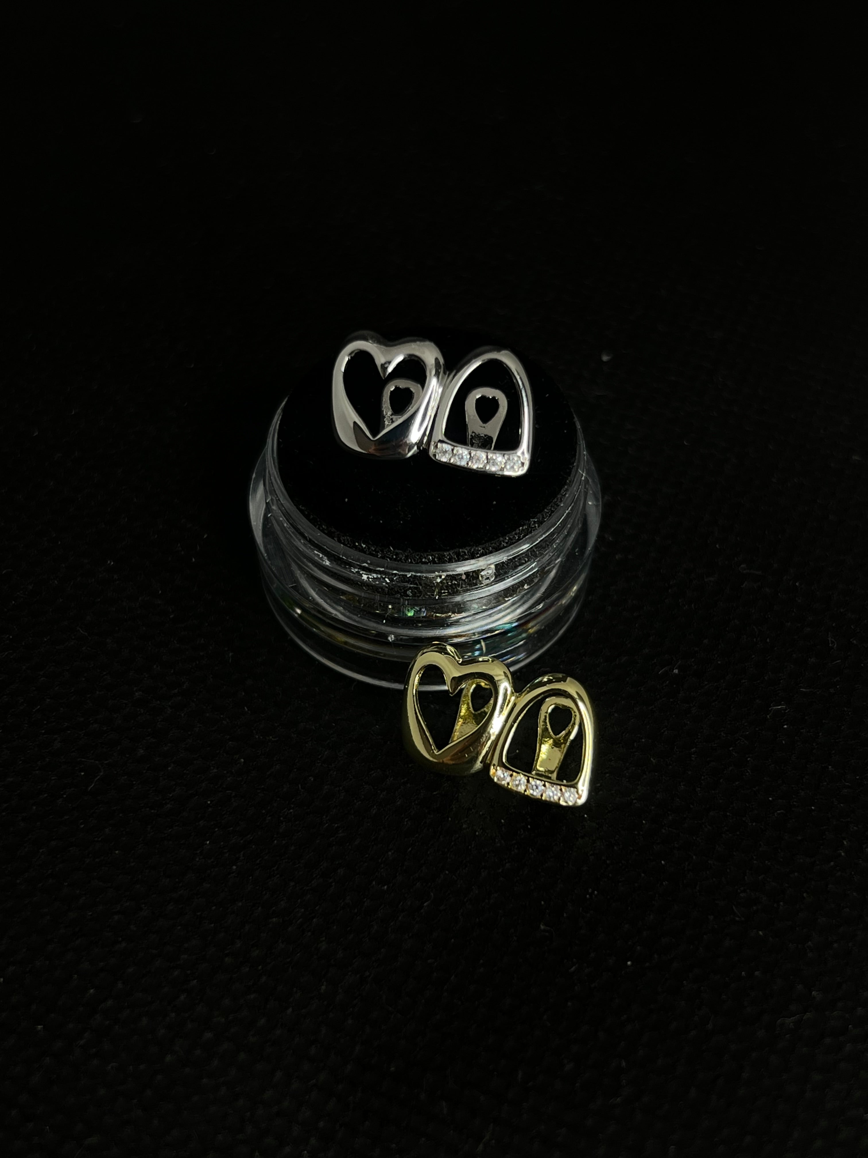 Heart-shaped double grillz