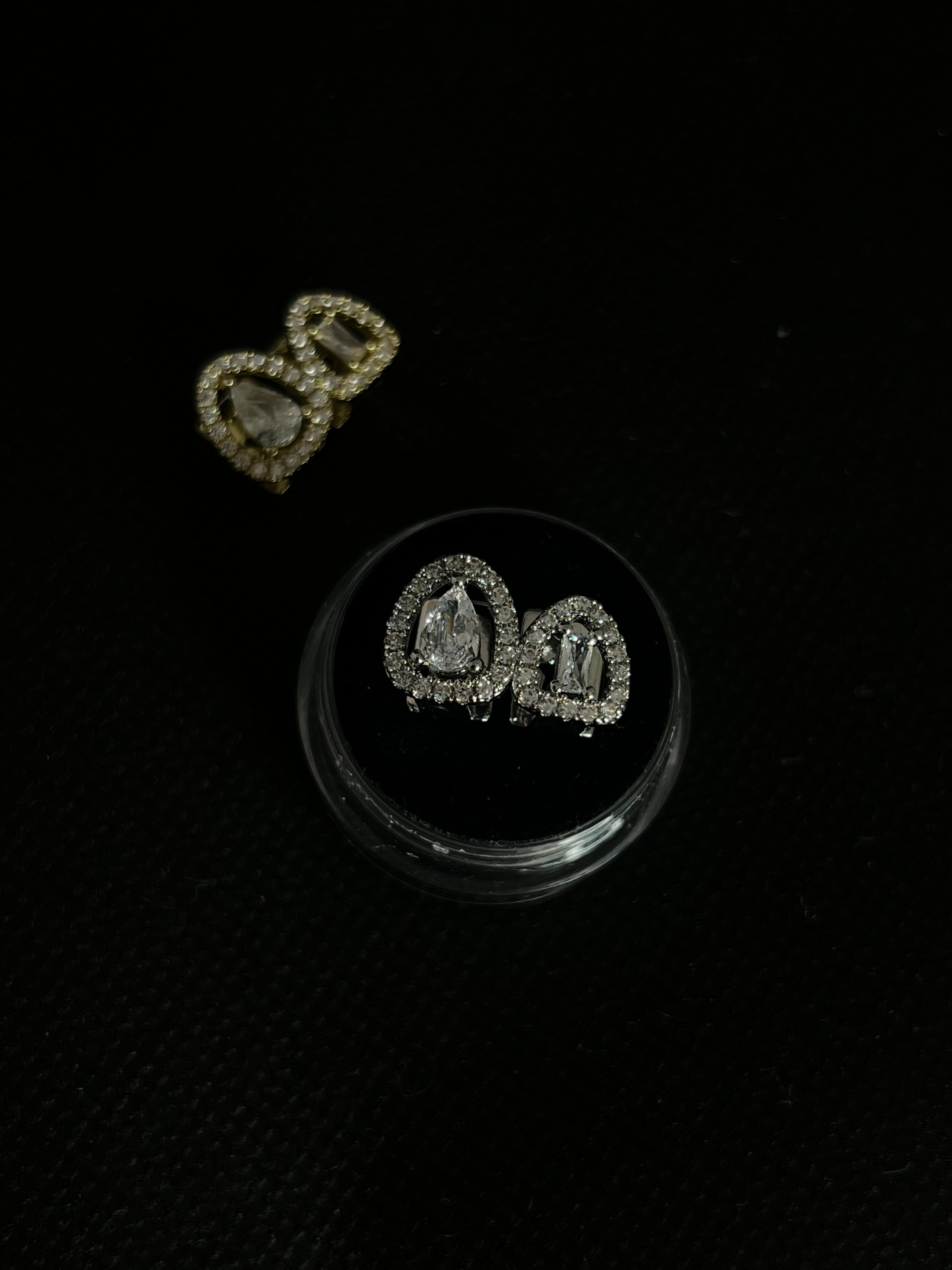 Double grillz with diamonds inside