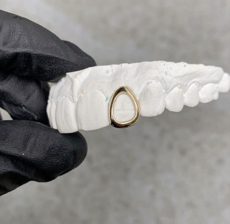 Silver cap grillz