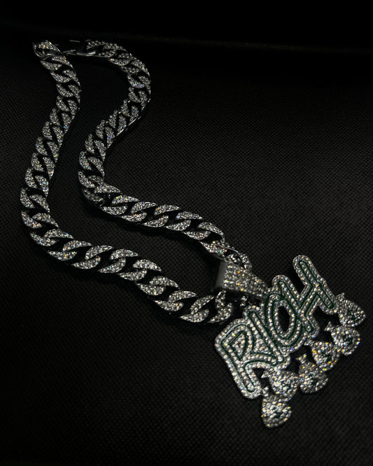 ICED OUT chain with pendant “RICH”