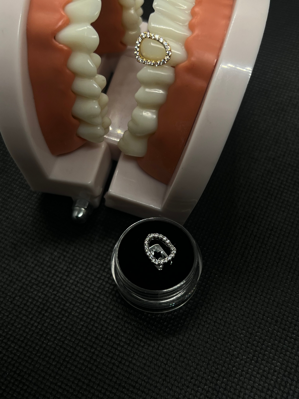 GRILLZ "single cap"