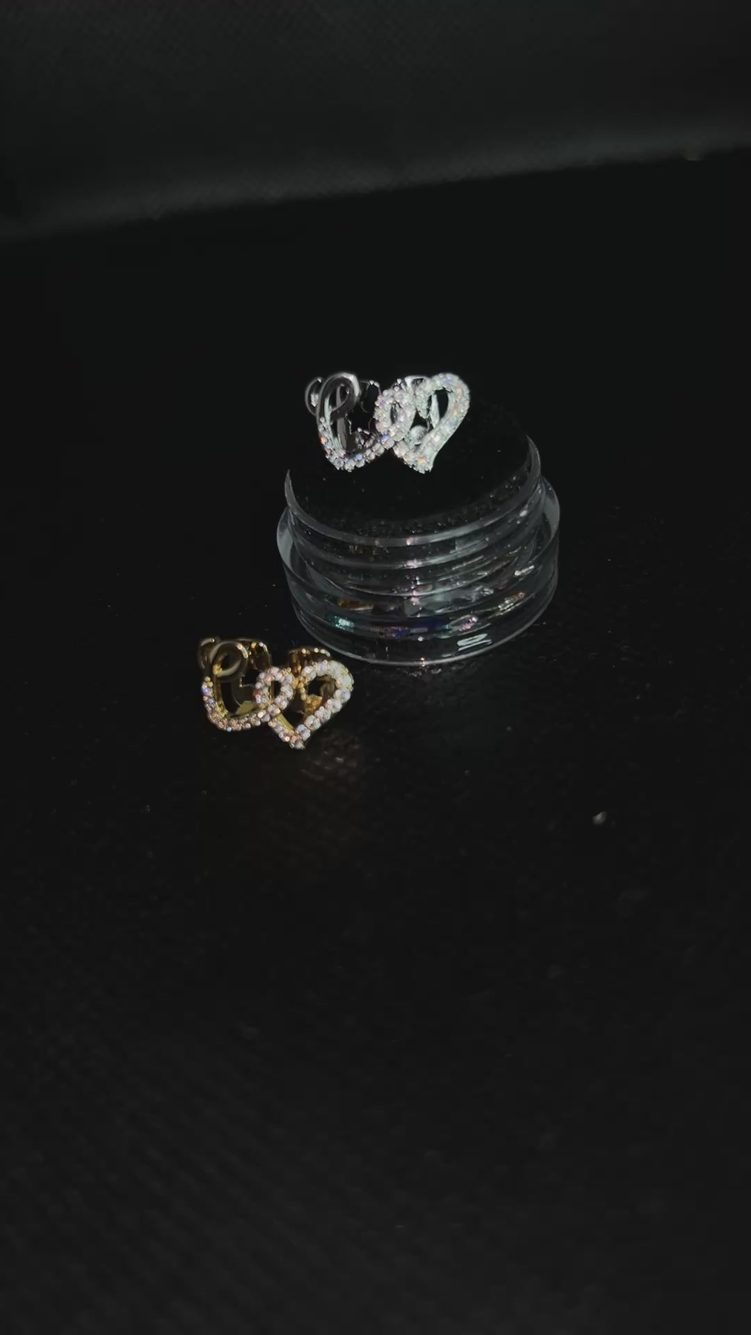 Heart-shaped grillz with gems