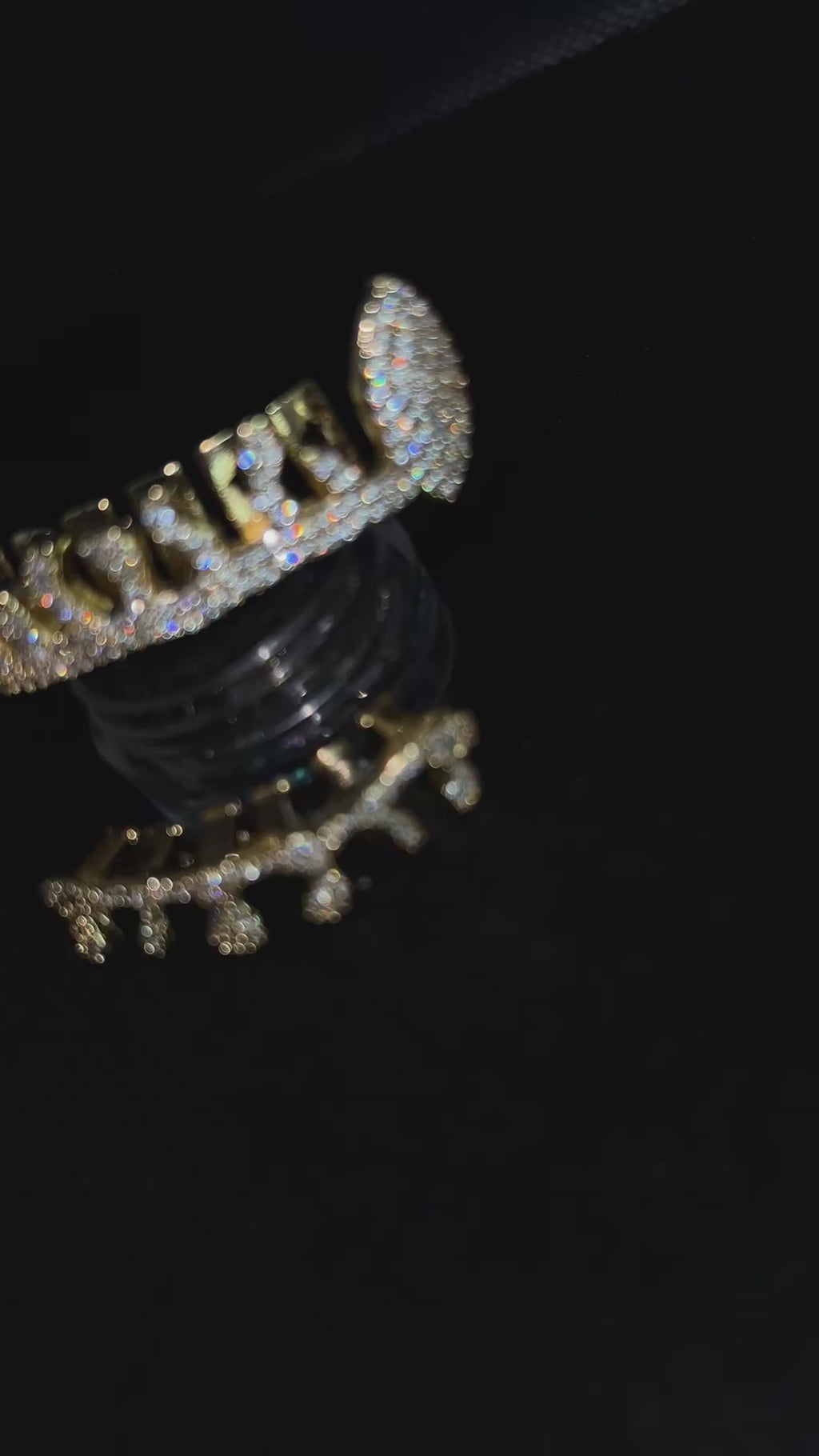 Upper + Bottom teeth grillz with gems