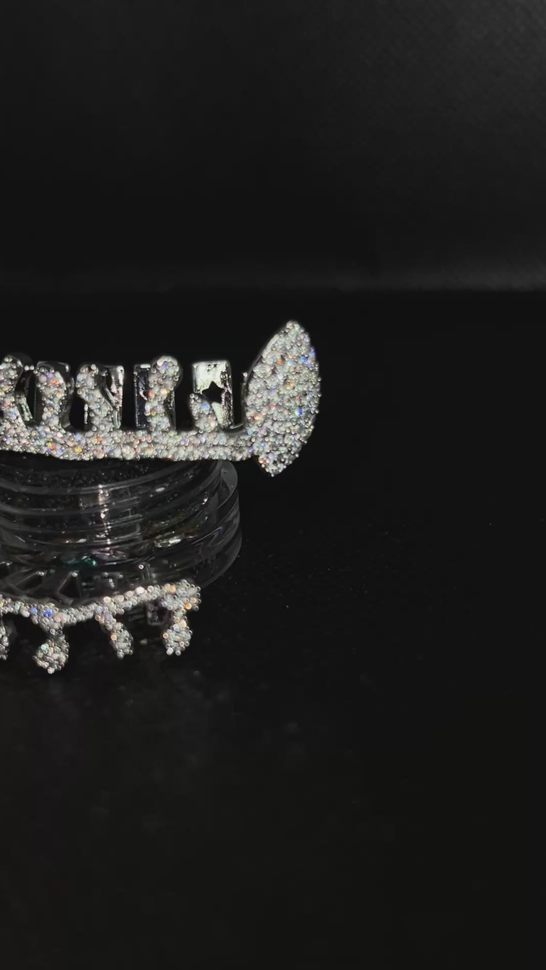 Upper + Bottom teeth grillz with gems