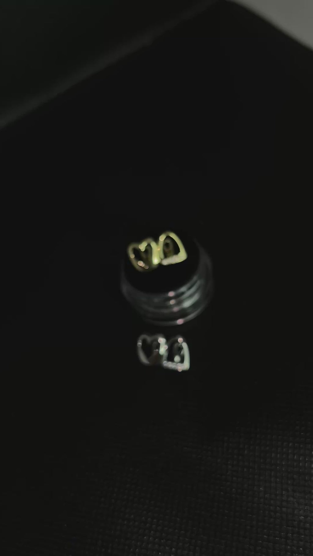 Heart-shaped double grillz